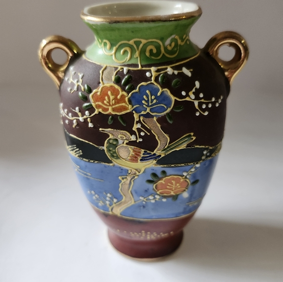 Japanese Hand Painted Small Vase - Picture 1 of 12